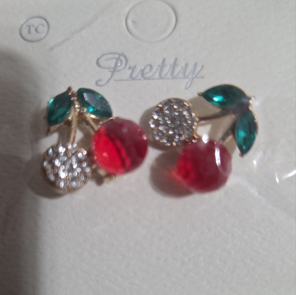 🎯5 for $15 Earrings Vibrant Jewelry Collection In Cherry Design - Picture 3 of 3